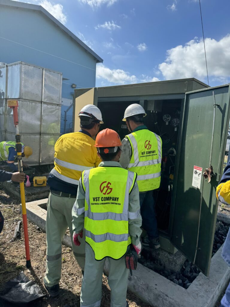 CÔNG TY TNHH XÂY LẮP ĐIỆN VÀ CƠ KHÍ VST