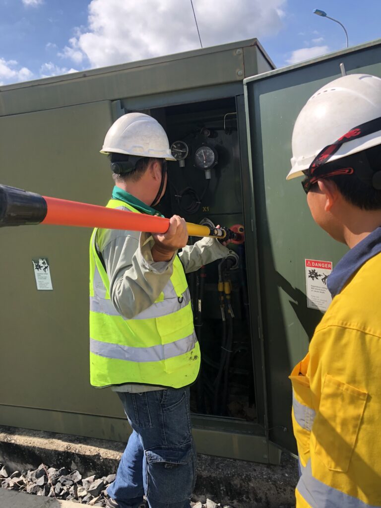 CÔNG TY TNHH XÂY LẮP ĐIỆN VÀ CƠ KHÍ VST